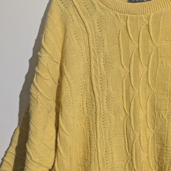 Yellow Cable Knit Sweater - Picture 4 of 12